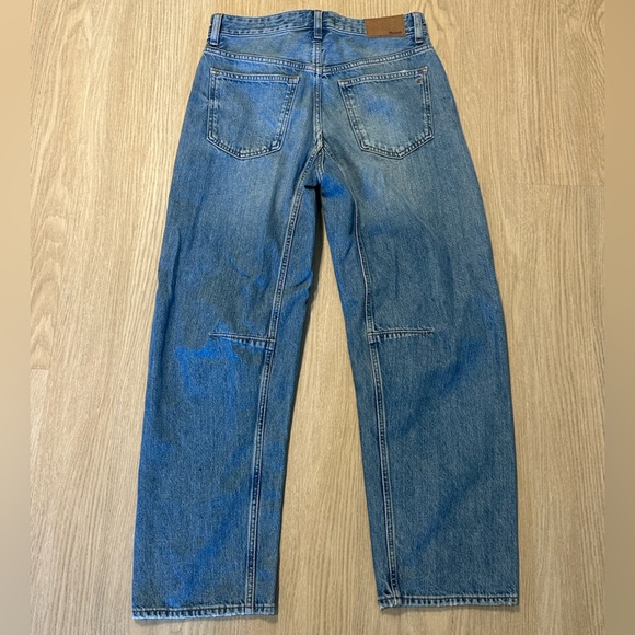 Madewell Darted Barrel Leg Jeans - Picture 4 of 4